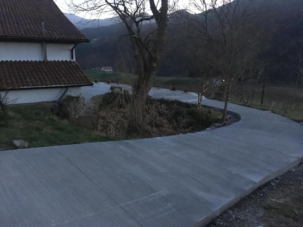 Agroturismo Erlete Goikoa -Estamos En El Camino De Santiago -We Are On The Camino De Santiago Деба Екстериор снимка